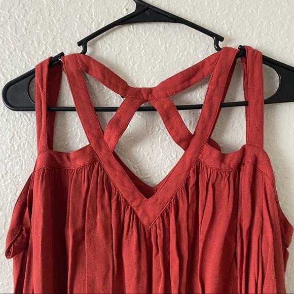 Long sleeve off the shoulder cut out top - Picture 4 of 6